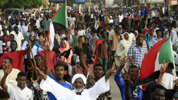 Подавление протестов в Судане: во время столкновений с военными погибли 11 человек