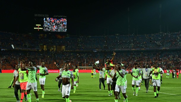 Нигерия на последних минутах вырвала путевку в полуфинал Кубка Африки