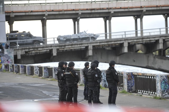 Спецоперация по задержанию террориста, грозившего взорвать киевский мост. Фото