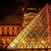 Туристы часто переоценивают главный музей Парижа – Лувр