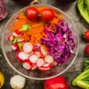 Салат из редиса и овощей
