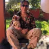 Голлівудський актор Міккі Рурк зі своєю собакою