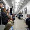 Ілюзія з обручем в метро поставила в глухий кут користувачів Twitter