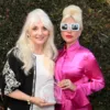 Певица Леди Гага со своей мамой
