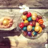 Які є натуральні барвники для яєць на Великдень