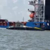 Сухогруз врезался в другие судна на Дунае