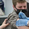 В Україні старт вакцинації від COVID-19 відбувся 24 лютого 2021. Колаж: "Сьогодні"