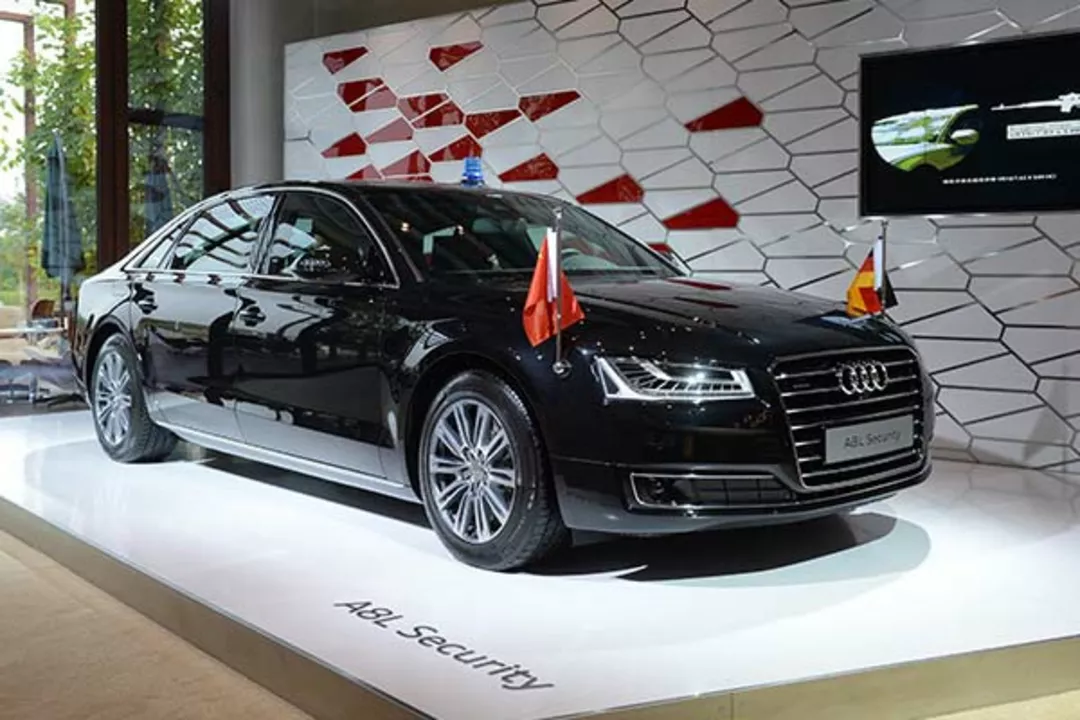 Audi a8 Убер Блэк