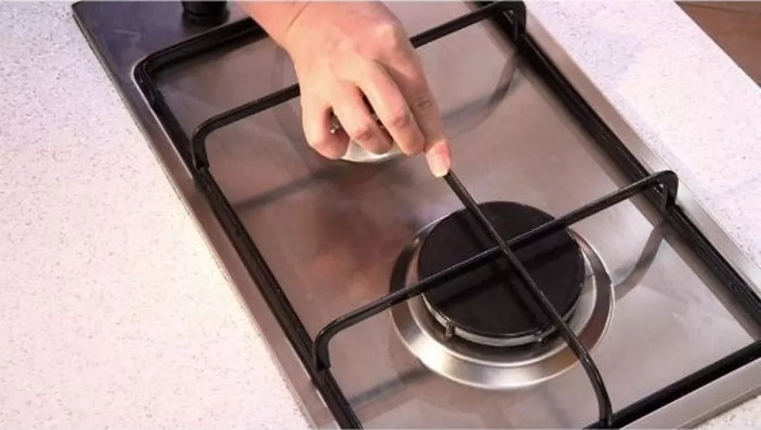 Как легко удалить грязь с решеток на кухне: советы хозяйкам 2