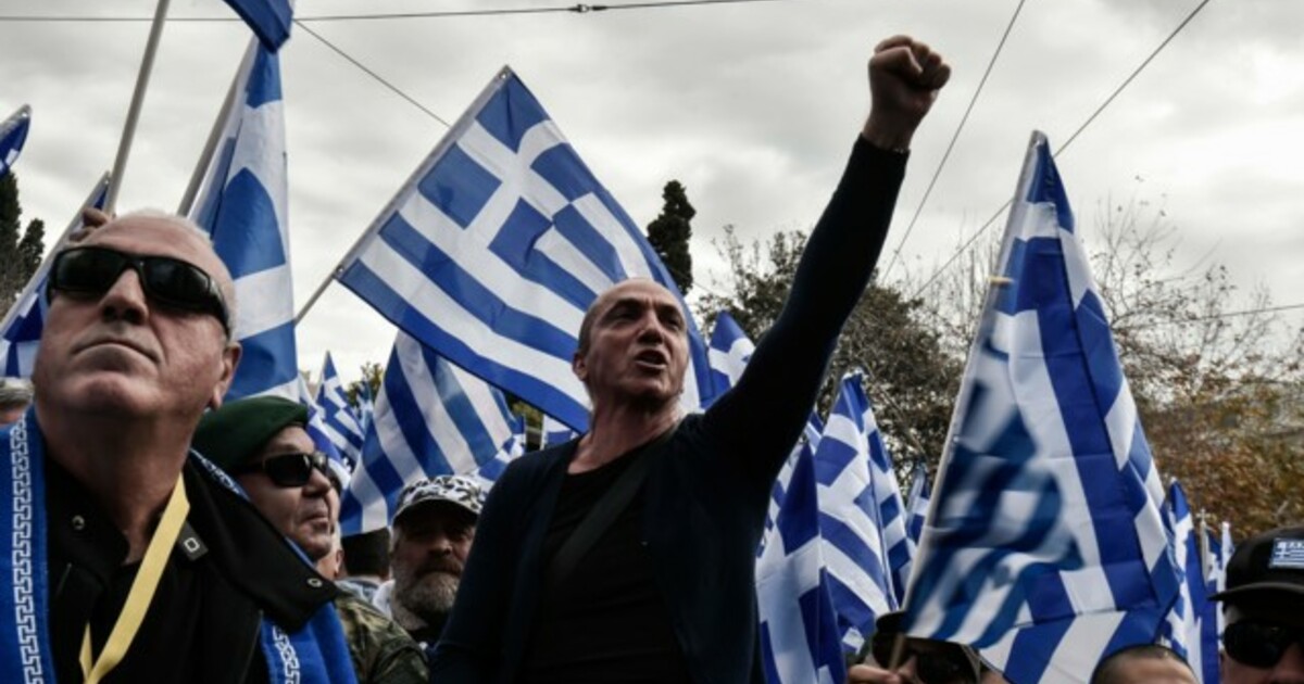 Поддержи грецию. Протесты в Греции против НАТО. Греция НАТО 1974.