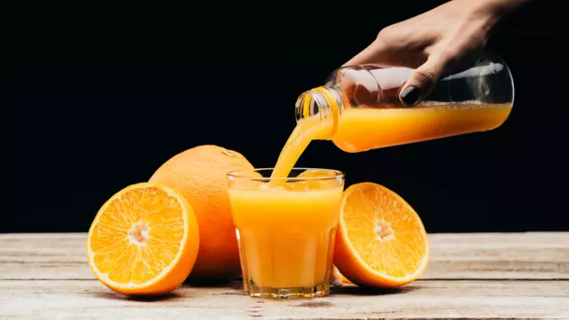 Общительные и веселые Весы похожи на апельсиновый сок