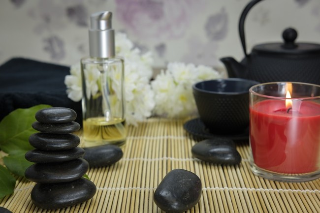 Stone Therapy: What You Need To Know About Hot Stone Massage