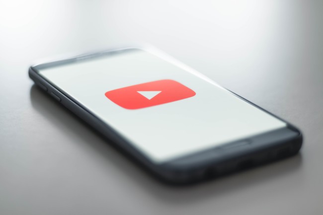 YouTube на смартфоне – один из самых потребляемых заряд аккумулятора приложений