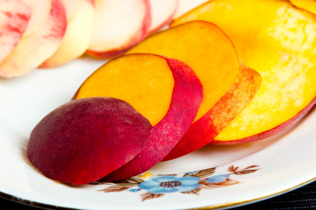 How To Freeze Peaches For Winter: Four Proven Ways