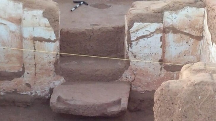В Египте нашли две гробницы посреди оазиса Фото: Facebook