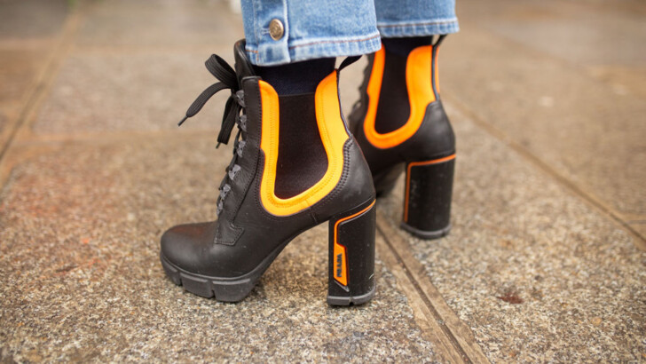 Стильная и модная обувь с улиц Парижа | Фото: Getty Images