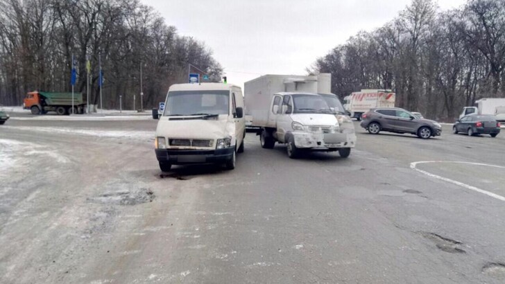 В Запорожье пешехода сбили сразу две легковушки | Фото: Нацполиция