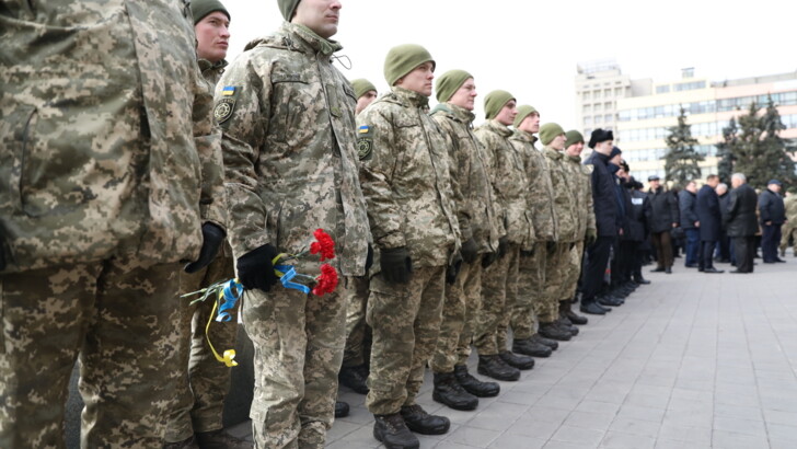 В Запорожье состоялся митинг в память о героях Небесной сотни | Фото: пресс-служба Запорожской ОГА