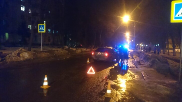 В Харькове на переходе иномарка сбила женщину-пешехода | Фото: Нацполиция