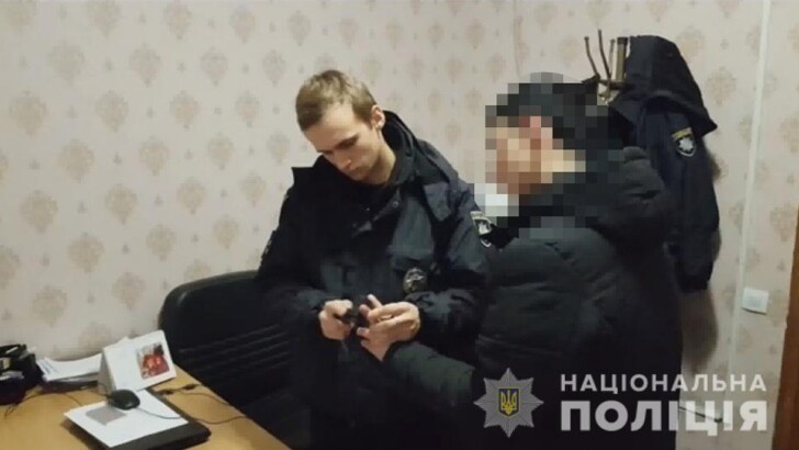 В Одессе задержали мужчину, ударившего ножом полицейского | Фото: Нацполиция