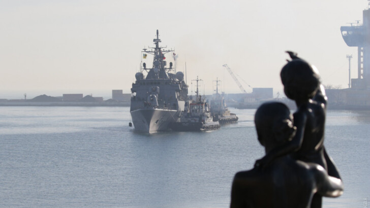 В Одессу прибыли военные корабли Турции | Фото: Думская