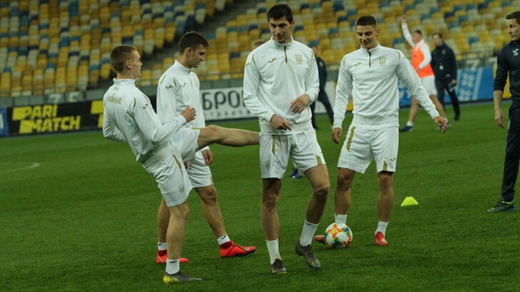 Открытая тренировка сборной Украины | Фото: Анатолий Бойко