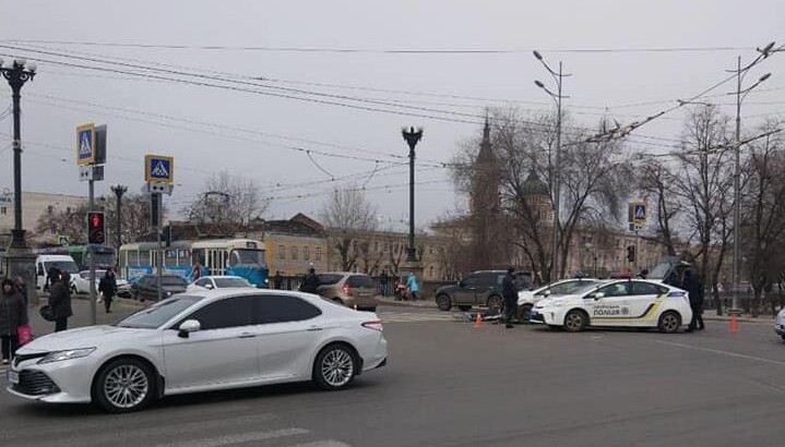 ДТП с патрульными в Харькове | Фото: Facebook