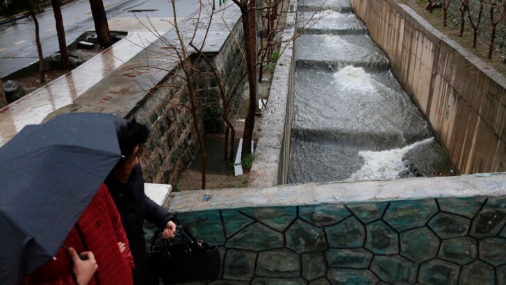 В Иране жертвами наводнения стали как минимум 45 человек | Фото: AFP