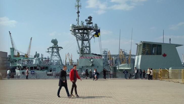 Фрегаты НАТО в Одессе | Фото: Дана Митанова, Сегодня