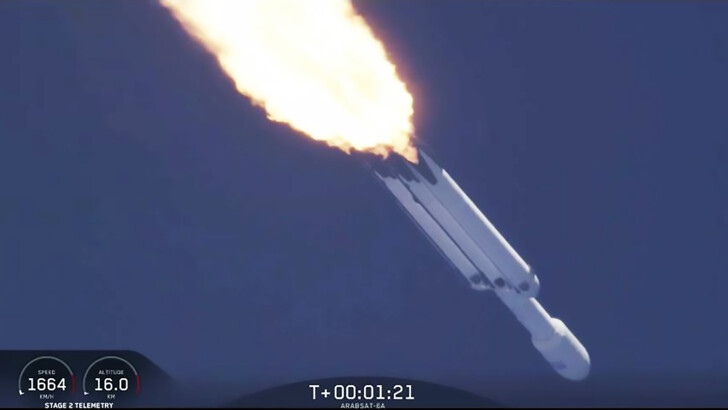 Запуск Falcon Heavy | Фото: AFP
