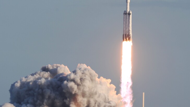 Запуск Falcon Heavy | Фото: AFP