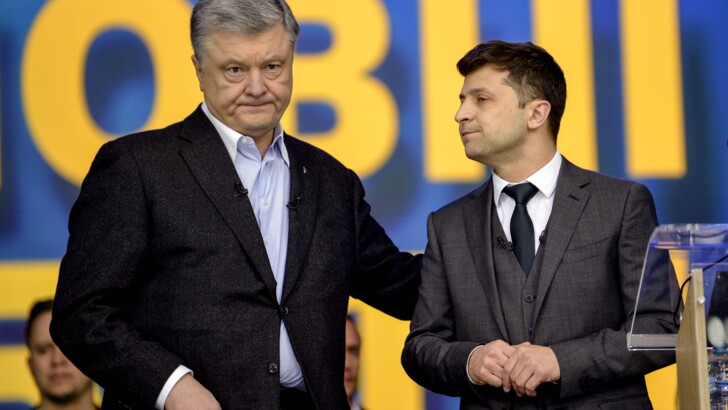 Петр Порошенко и Владимир Зеленский на дебатах | Фото: AFP