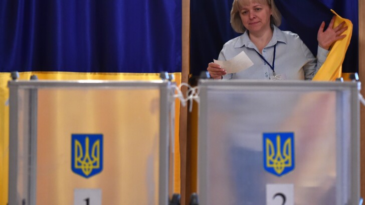 Выборы президента Украины в Кыргызстане. Фото: AFP
