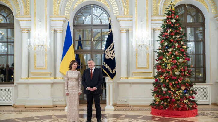 Петр и Марина Порошенко на приеме в Мариинском дворце (2018 год) | Фото: facebook.com/petroporoshenko