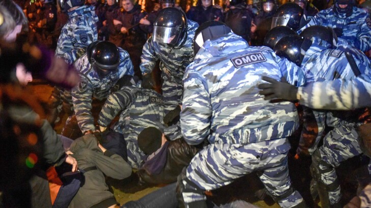 Митинги в Екатеринбурге против строительства храма Святой Екатерины | Фото: AFP