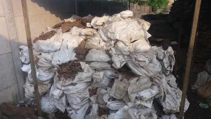 На Донбассе остановили незаконный сбор и вывоз металлолома | Фото: Facebook