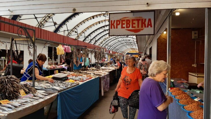 Продукты на рынке в курортном Бердянске | Фото: ПроБердянск