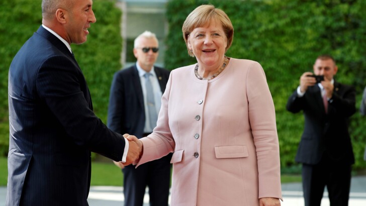 Ангела Меркель в Берлине | Фото: AFP