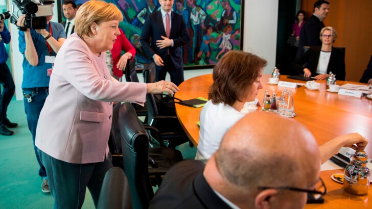 Ангела Меркель в Берлине | Фото: AFP