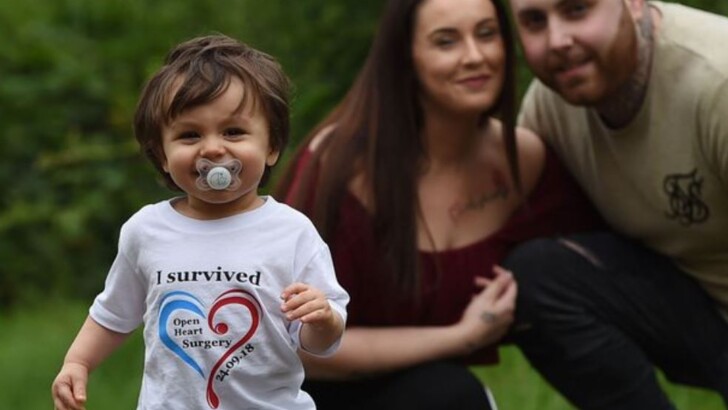 Наоми Смоллвуд спасла жизнь своему ребенку | Фото: Birminghammail