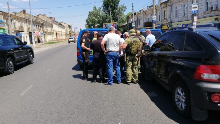 В Одессе произошел захват заложника | Фото: Думская, Нацполиция