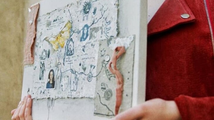 Одесситка создает уникальные открытки из макулатуры | Фото: Instagram