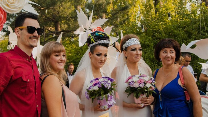 В Украине впервые сыграли однополый брак | Фото: facebook.com/kiev.informator.ua