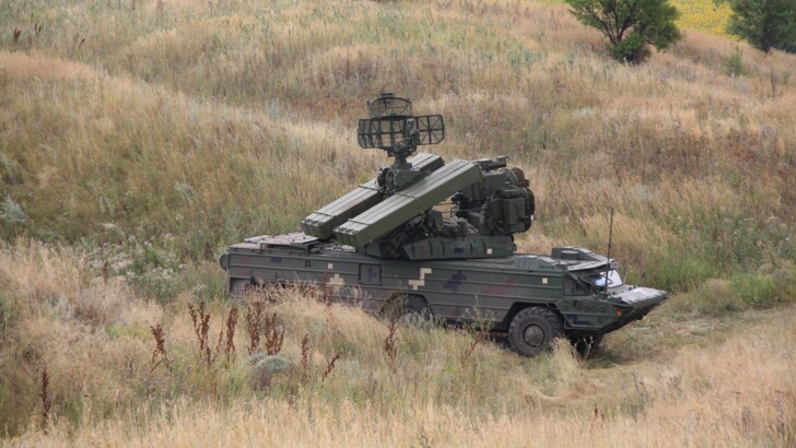 На Донбассе ВСУ провели масштабные учения с самолетами, вертолетами, танками и катерами | Фото: Facebook
