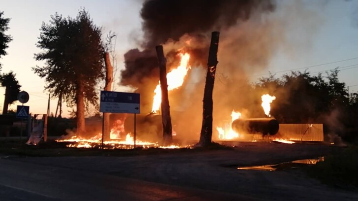 Пожар на АЗС в Тарасовке | Фото: ГСЧС