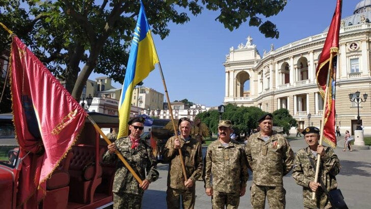 Одесситы с размахом отметили День Независимости | Фото: Официальный сайт города Одессы, Сегодня, Facebook