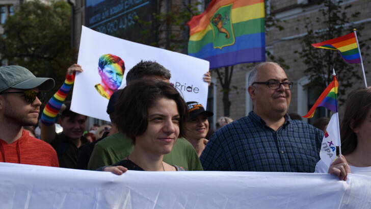 Первый ЛГБТ-парад в Харькове | Фото: пресс-служба