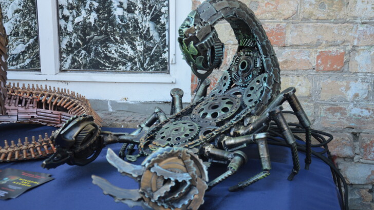 Изделия из металла на Comic Con Ukraine | Фото: Алина Устиловская