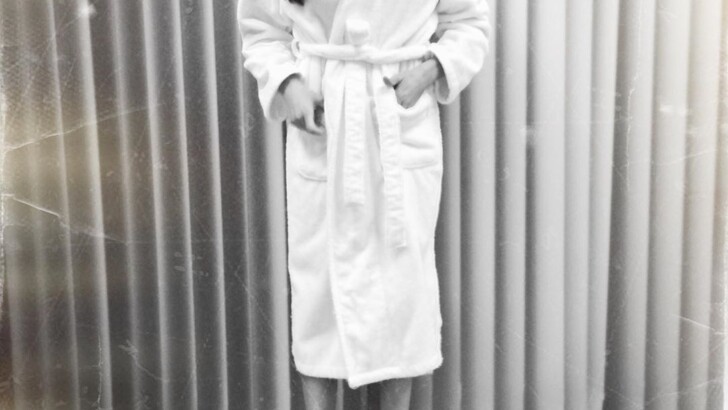 Меган Маркл на съемках сериала "Форс-мажоры" | Фото: instagram.com/halfadams