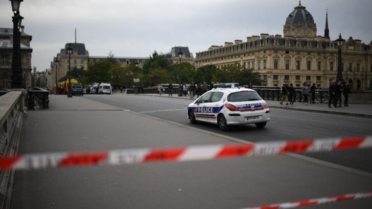 Вбивство в Парижі. Фото: twitter.com/InfosFrancaises